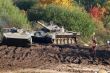 BVP, tanky, BRDM i Zuzany prekonali vodnú prekáku 5