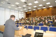 Akadémia ozbrojených síl prijíma prihlášky na vojenské i civilné štúdium.