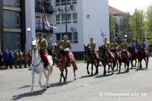 Jazdci 2. jazdeckého pluku SIBÍRSKY sa pýšia vlastnou zástavou