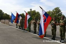 Srbský náčelník generálneho štábu ocenil slovenských vojakov