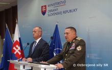 Generálporučík Zmeko: „Chcem apelovať na profesionálnych vojakov a zamestnancov, aby sa aktívne podieľali na eliminácii akejkoľvek protispoločenskej činnosti v našich radoch“